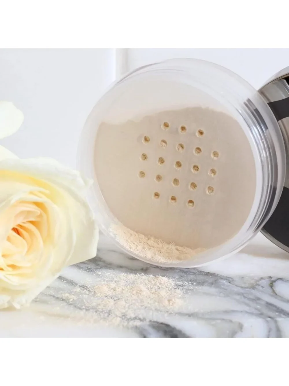 Flawless Setting Powder - Translucent, Lightweight, Long-Lasting, 7g Makeup